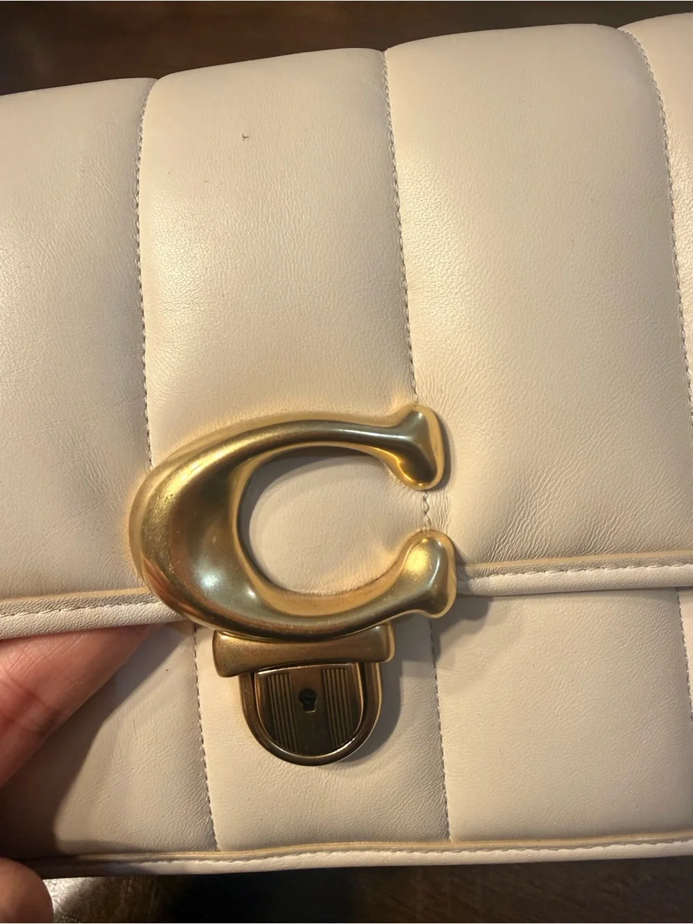 Coach elegant cream